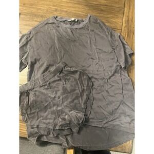 Lunya Washable Silk Women's Pajama Set Gray Shirt & Shorts XS/ Small